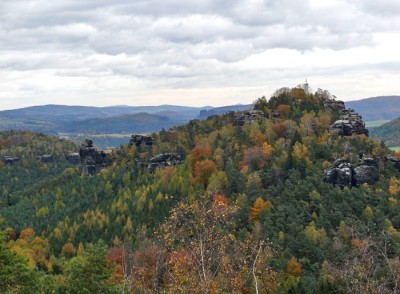 Papststein Sächsische Schweiz im Herbst - Blick vom Gohrisch papststein sächsische schweiz im herbst - blick vom gohrisch